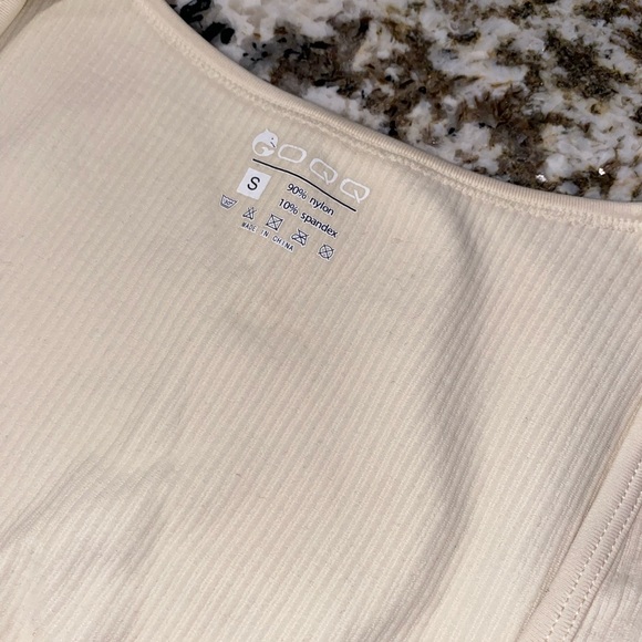 Romper - Picture 5 of 7